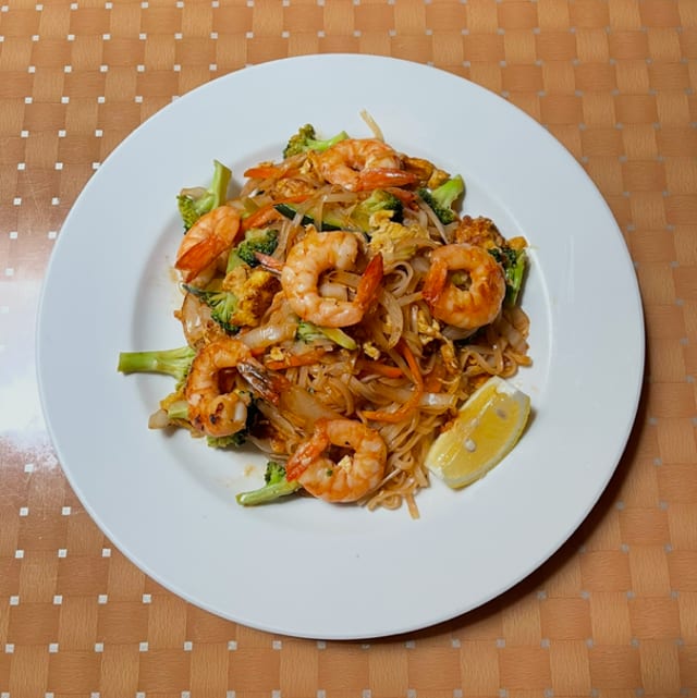 Shrimp Pad Thai.